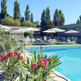 Exterior view 1 Mercure Orange Centre, โรงแรม & ที่พัก Departement du Vaucluse