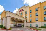 Bên ngoài Hampton Inn & Suites Bastrop