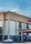 Exterior Hampton Inn Bedford