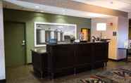 Others 5 Hampton Inn and Suites Bismarck Northwest