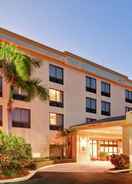 Exterior Hampton Inn and Suites Boynton Beach