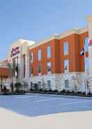 Exterior Hampton Inn & Suites Winnie