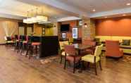 อื่นๆ 3 Hampton Inn Clinton  IA