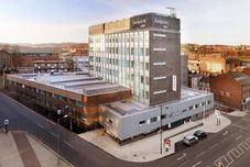 Lain-lain Hampton by Hilton Sheffield