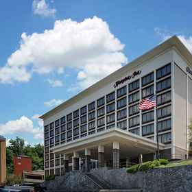 Exterior1Hampton Inn White Plains/Tarrytown,桑尼赛德飯店