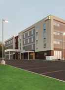 Exterior Home2 Suites by Hilton Erie  PA