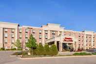 Lain-lain Hampton Inn and Suites West Bend