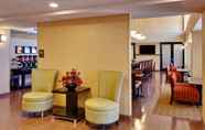 Others 7 Hampton Inn and Suites Fresno-Northwest