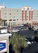 Exterior Hampton Inn and Suites Jacksonville - Beach Blvd/Mayo Clinic