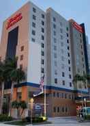 Exterior Hampton Inn and Suites Miami-Airport South-Blue Lagoon