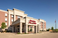 Others Hampton Inn and Suites Grafton