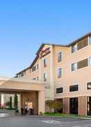 Exterior Hampton Inn and Suites Burlington  WA