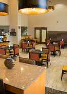 Lobby Hampton Inn and Suites Grenada