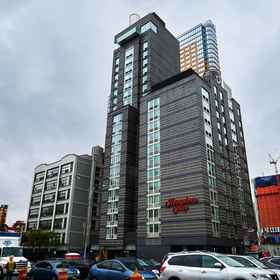 Exterior 1 Hampton Inn Brooklyn/Downtown, Staten Island Hotels