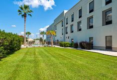 Others 6 Hampton Inn and Suites Pensacola I-10 N at Univ Town Plaza