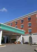 Exterior Hampton Inn and Suites Rockville Centre