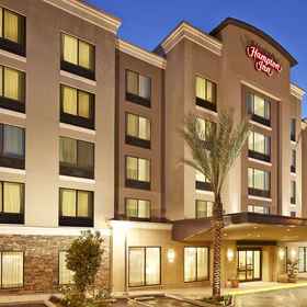 Exterior1Hampton Inn San Diego/Mission Valley,圣地亚哥会议中心飯店