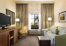 Others 3 Hampton Inn and Suites Tarpon Springs