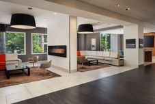 Lain-lain Embassy Suites by Hilton Washington DC Chevy Chase Pavilion