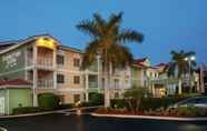 Khác 6 DoubleTree Suites by Hilton Naples