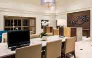 Lain-lain 7 DoubleTree Suites by Hilton Naples