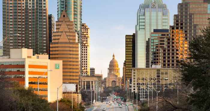 Others Embassy Suites by Hilton Austin Downtown South Congress