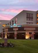 Exterior DoubleTree by Hilton Hartford - Bradley Airport