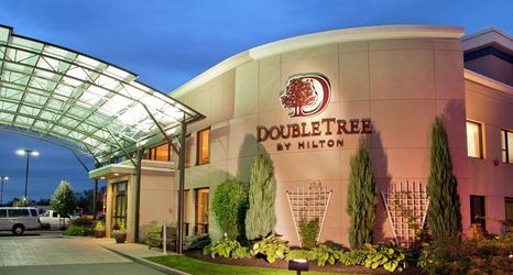 Others 2 DoubleTree by Hilton Buffalo-Amherst