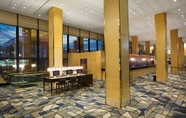 Khác 2 Hilton Chicago OHare Airport