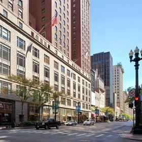 Exterior 1 Palmer House a Hilton Hotel, Khách sạn 35th-Bronzeville-IIT