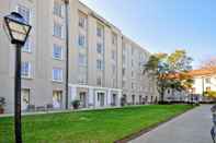 Others Hampton Inn Charleston-Historic District