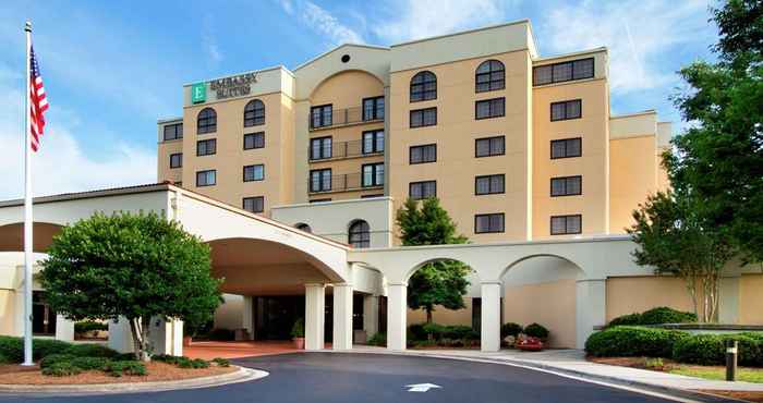 อื่นๆ Embassy Suites by Hilton Greensboro Airport