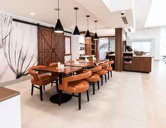 Lainnya 2 Hilton Garden Inn Fairfax