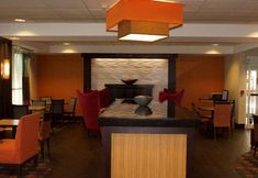 기타 2 Hampton Inn Ithaca