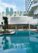 Pool DoubleTree by Hilton Hotel Kuala Lumpur