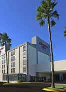 Exterior Hampton Inn by Hilton Monterrey-Airport