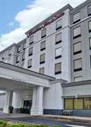 Exterior Hampton Inn and Suites Newark-Harrison-Riverwalk