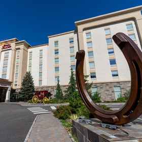 Exterior1Hampton Inn and Suites Staten Island,奥克伍德高地飯店