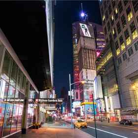 Exterior1Hilton Garden Inn New York/Times Square Central,史泰登岛飯店