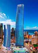 Exterior Hilton Surfers Paradise Hotel and Residences