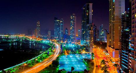 기타 2 Hilton Panama