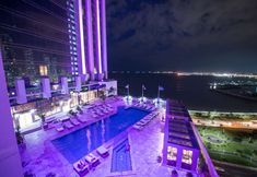 기타 5 Hilton Panama
