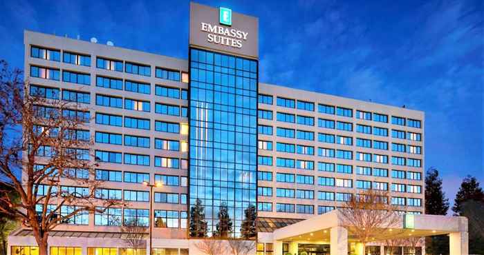 ภายนอกอาคาร Embassy Suites by Hilton Santa Clara Silicon Valley