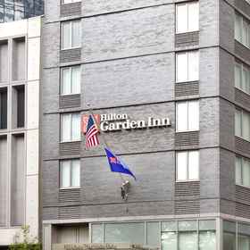Exterior1Hilton Garden Inn Long Island City New York,史泰登岛飯店