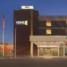 Exterior 1 홈2 스위트 바이 힐튼 벨링햄 공항, 왓컴 커뮤니티 칼리지 호텔