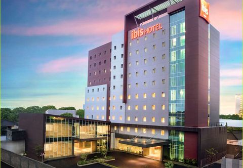 ภายนอกอาคาร ibis Makassar City Center