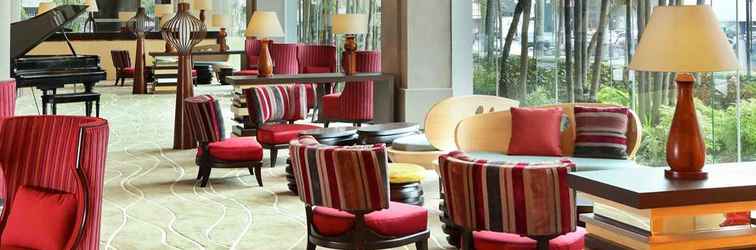 Lobby Grand Mercure Maha Cipta Medan Angkasa