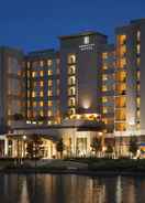 Exterior Embassy Suites by Hilton The Woodlands at Hughes Landing