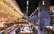 Restaurant 5 Grand Mercure Jakarta Kemayoran