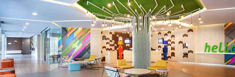 Lobby ibis Styles Jakarta Sunter